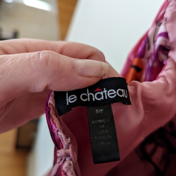 Le Chateau Silk Halter dress, size Small, colourful - Picture 6 of 9